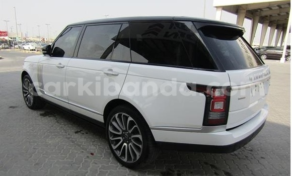 Buy Used Land Rover Range Rover White Car in Adjumani in Northern Buy Used Land Rover Range Rover White Car in Adjumani in Northern