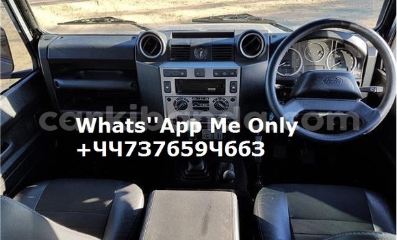 Buy Used Land Rover Defender Silver Car in Kampala in Uganda Buy Used Land Rover Defender Silver Car in Kampala in Uganda