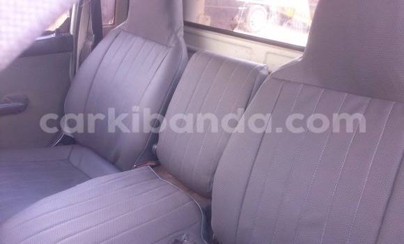 Gura Yakoze Toyota Town Ace White Imodoka i Arua mu Uganda Gura Yakoze Toyota Town Ace White Imodoka i Arua mu Uganda