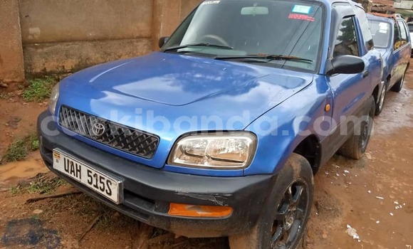 Acheter Occasion Voiture Toyota RAV4 Bleu à Adjumani, Nord