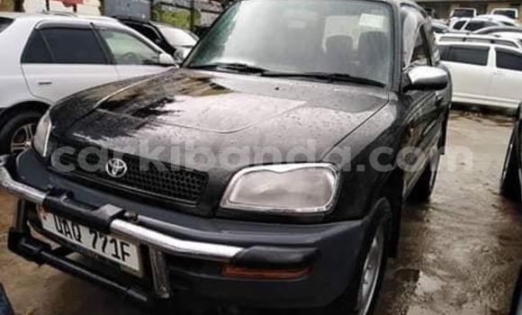 Gura Yakoze Toyota RAV4 Black Imodoka i Adjumani mu Northern