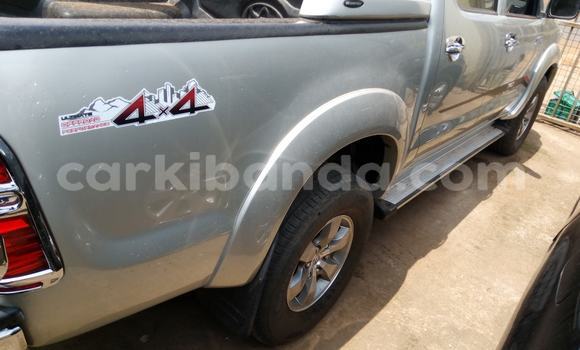 Buy Used Toyota Hilux Silver Car in Adjumani in Northern Buy Used Toyota Hilux Silver Car in Adjumani in Northern
