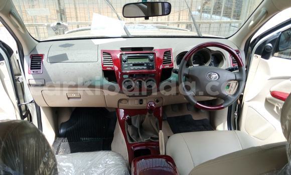 Buy Used Toyota Hilux Silver Car in Adjumani in Northern Buy Used Toyota Hilux Silver Car in Adjumani in Northern