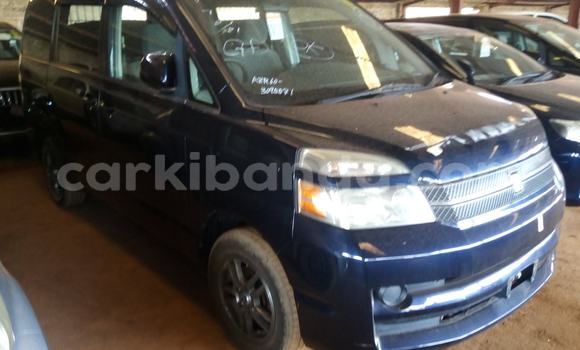 Acheter Occasion Voiture Toyota Voxy Bleu à Adjumani, Nord