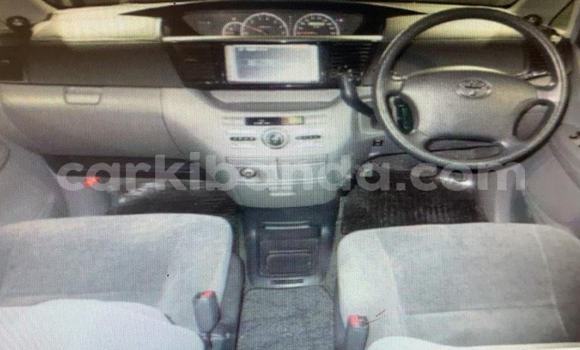 Nunua Ilio tumika Toyota Voxy Bluu Gari ndani ya Adjumani nchini Kaskazini Nunua Ilio tumika Toyota Voxy Bluu Gari ndani ya Adjumani nchini Kaskazini