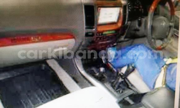 Nunua Ilio tumika Toyota Land Cruiser Prado Nyeupe Gari ndani ya Adjumani nchini Kaskazini Nunua Ilio tumika Toyota Land Cruiser Prado Nyeupe Gari ndani ya Adjumani nchini Kaskazini