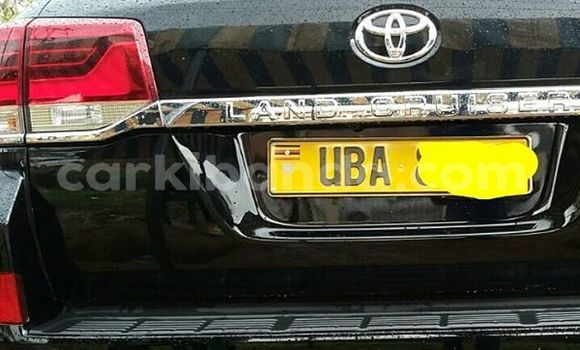 Acheter Occasion Voiture Toyota Land Cruiser Prado Noir à Kampala, Ouganda Acheter Occasion Voiture Toyota Land Cruiser Prado Noir à Kampala, Ouganda