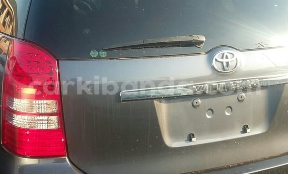 Acheter Occasion Voiture Toyota Wish Noir à Kampala, Ouganda Acheter Occasion Voiture Toyota Wish Noir à Kampala, Ouganda