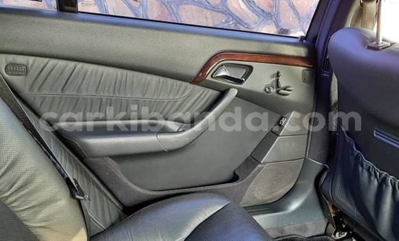 Buy Used Mercedes‒Benz C–Class Silver Car in Adjumani in Northern Buy Used Mercedes‒Benz C–Class Silver Car in Adjumani in Northern