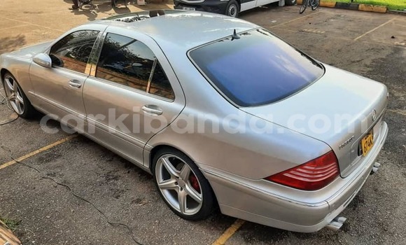Buy Used Mercedes‒Benz C–Class Silver Car in Adjumani in Northern Buy Used Mercedes‒Benz C–Class Silver Car in Adjumani in Northern