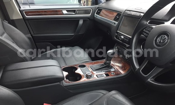 Buy Used Volkswagen Touareg Blue Car in Adjumani in Northern Buy Used Volkswagen Touareg Blue Car in Adjumani in Northern