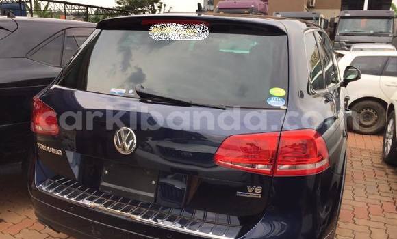 Buy Used Volkswagen Touareg Blue Car in Adjumani in Northern Buy Used Volkswagen Touareg Blue Car in Adjumani in Northern