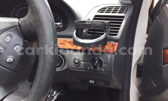 Buy Used Mercedes‒Benz E–Class White Car in Adjumani in Northern Buy Used Mercedes‒Benz E–Class White Car in Adjumani in Northern