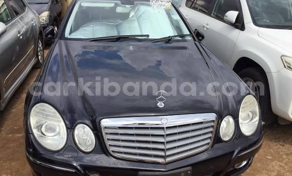 Acheter Occasion Voiture Mercedes‒Benz E–Class Noir à Adjumani, Nord