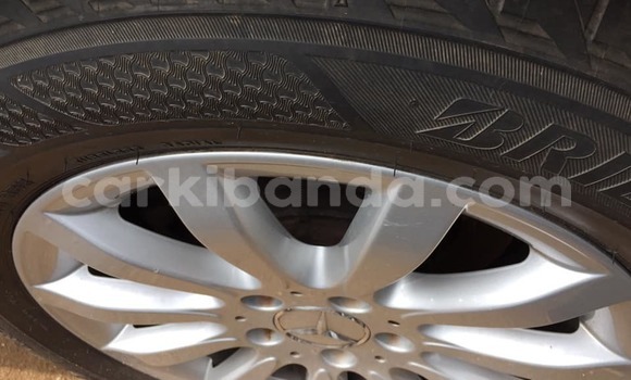 Buy Used Mercedes‒Benz E–Class Black Car in Adjumani in Northern Buy Used Mercedes‒Benz E–Class Black Car in Adjumani in Northern