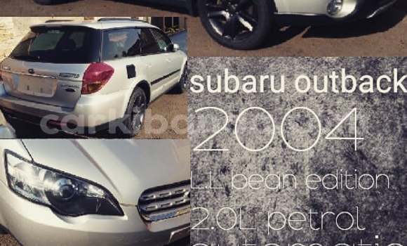 Acheter Occasion Voiture Subaru Outback Gris à Kampala, Ouganda Acheter Occasion Voiture Subaru Outback Gris à Kampala, Ouganda