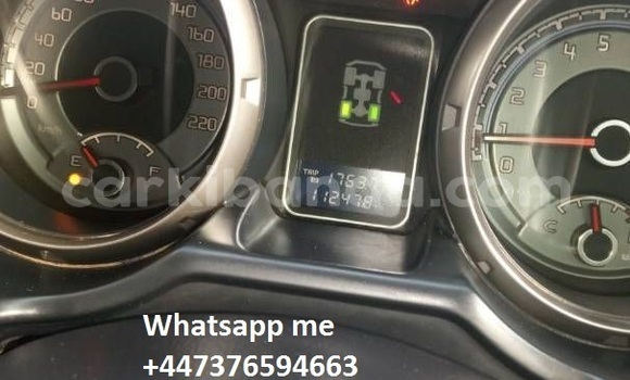 Buy Used Mitsubishi Pajero Silver Car in Kampala in Uganda Buy Used Mitsubishi Pajero Silver Car in Kampala in Uganda