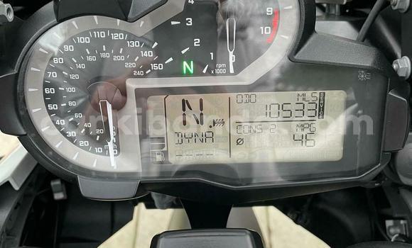 Buy Used BMW R1200GS Adventure Beige Bike in Kampala in Uganda Buy Used BMW R1200GS Adventure Beige Bike in Kampala in Uganda