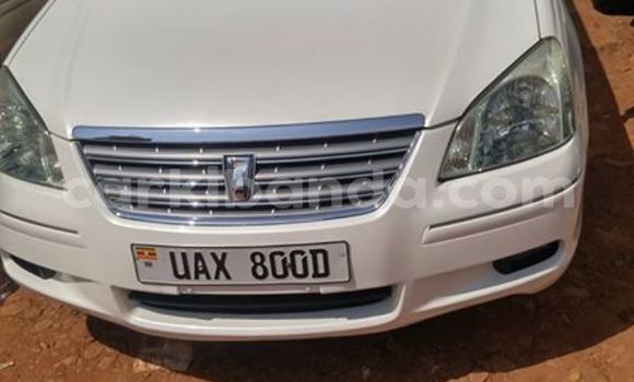 Gura Yakoze Toyota Premio White Imodoka i Kampala mu Uganda Gura Yakoze Toyota Premio White Imodoka i Kampala mu Uganda