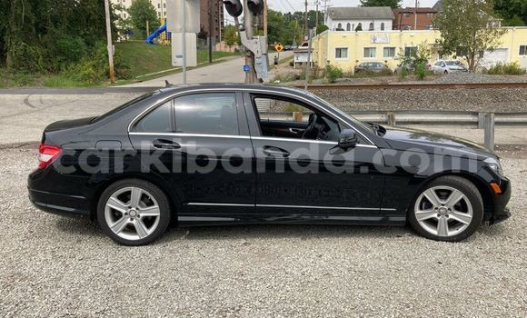 Nunua Ilio tumika Mercedes-Benz C-Classe Nyingine Gari ndani ya Kampala nchini Uganda Nunua Ilio tumika Mercedes-Benz C-Classe Nyingine Gari ndani ya Kampala nchini Uganda