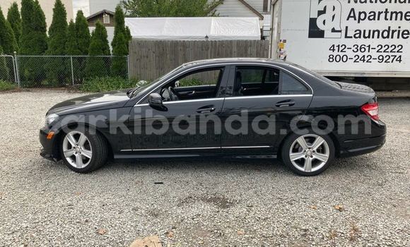 Nunua Ilio tumika Mercedes-Benz C-Classe Nyingine Gari ndani ya Kampala nchini Uganda Nunua Ilio tumika Mercedes-Benz C-Classe Nyingine Gari ndani ya Kampala nchini Uganda