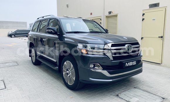 Gura Yakoze Toyota Land Cruiser Other Imodoka i Kampala mu Uganda