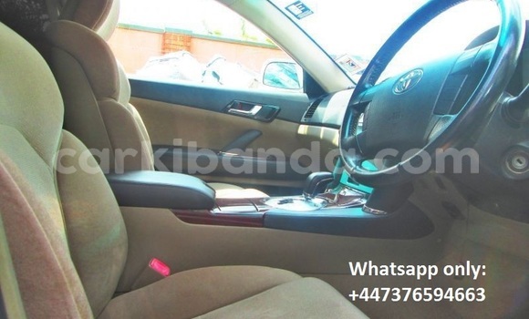 Acheter Occasion Voiture Toyota Mark X Blanc à Kampala, Ouganda Acheter Occasion Voiture Toyota Mark X Blanc à Kampala, Ouganda