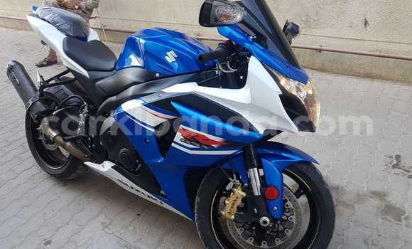 Buy Used Suzuki GSX–R Blue Bike in Bombo in Central