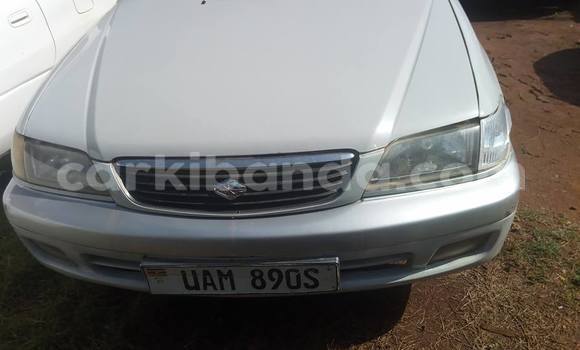 Gura Yakoze Toyota Premio Silver Imodoka i Kampala mu Uganda Gura Yakoze Toyota Premio Silver Imodoka i Kampala mu Uganda