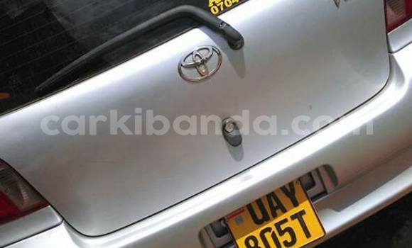 Gura Yakoze Toyota Vitz Silver Imodoka i Kampala mu Uganda Gura Yakoze Toyota Vitz Silver Imodoka i Kampala mu Uganda