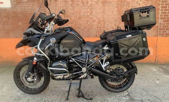 Nunua Ilio tumika BMW R 1200 GS Nyingine Bike ndani ya Kampala nchini Uganda Nunua Ilio tumika BMW R 1200 GS Nyingine Bike ndani ya Kampala nchini Uganda