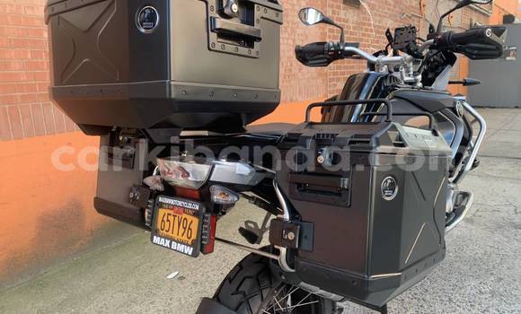 Nunua Ilio tumika BMW R 1200 GS Nyingine Bike ndani ya Kampala nchini Uganda Nunua Ilio tumika BMW R 1200 GS Nyingine Bike ndani ya Kampala nchini Uganda