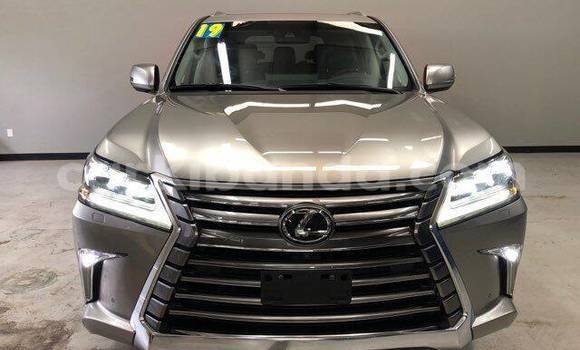 Nunua Ilio tumika Lexus LX 570 Nyingine Gari ndani ya Kampala nchini Uganda Nunua Ilio tumika Lexus LX 570 Nyingine Gari ndani ya Kampala nchini Uganda