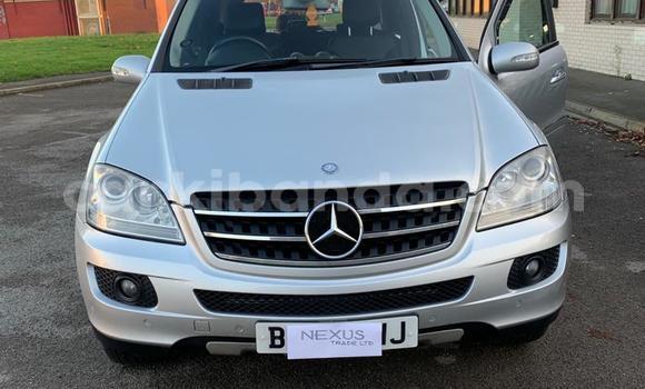 Buy Used Mercedes‒Benz ML–Class Silver Car in Kampala in Uganda