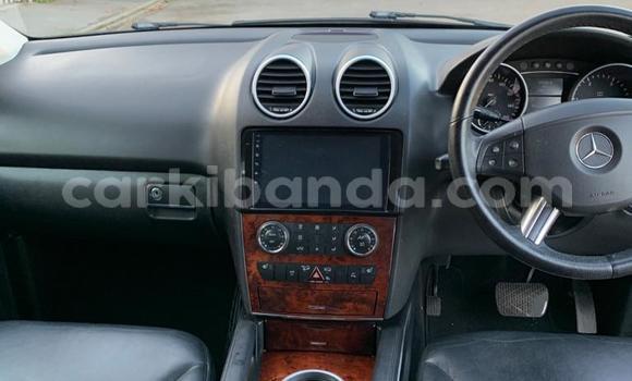 Buy Used Mercedes‒Benz ML–Class Silver Car in Kampala in Uganda Buy Used Mercedes‒Benz ML–Class Silver Car in Kampala in Uganda