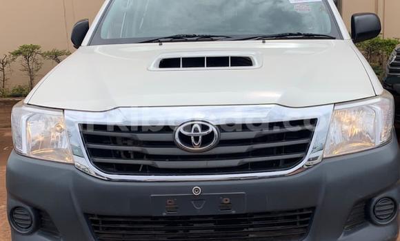Buy Used Toyota Hilux White Car in Kampala in Uganda Buy Used Toyota Hilux White Car in Kampala in Uganda