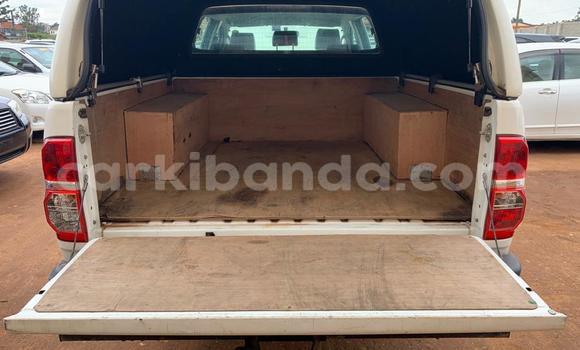 Buy Used Toyota Hilux White Car in Kampala in Uganda Buy Used Toyota Hilux White Car in Kampala in Uganda