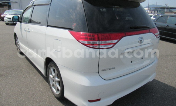 Buy Used Toyota Estima White Car in Kampala in Uganda Buy Used Toyota Estima White Car in Kampala in Uganda