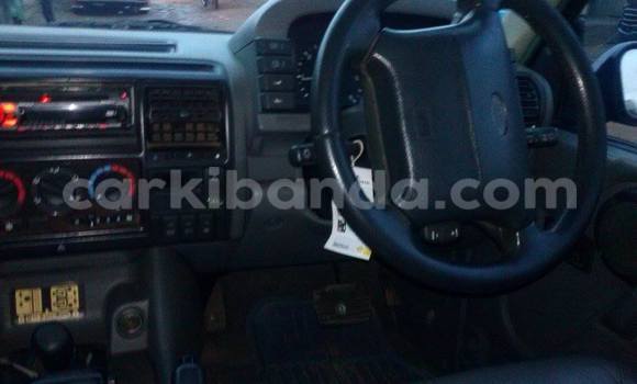 Gura Yakoze Land Rover Discovery Imodoka i Arua mu Uganda Gura Yakoze Land Rover Discovery Imodoka i Arua mu Uganda