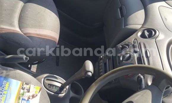 Gura Yakoze Toyota Vitz Silver Imodoka i Kampala mu Uganda Gura Yakoze Toyota Vitz Silver Imodoka i Kampala mu Uganda