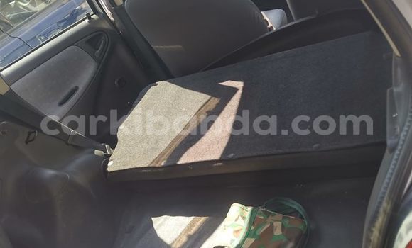 Gura Yakoze Toyota Vitz Silver Imodoka i Kampala mu Uganda Gura Yakoze Toyota Vitz Silver Imodoka i Kampala mu Uganda