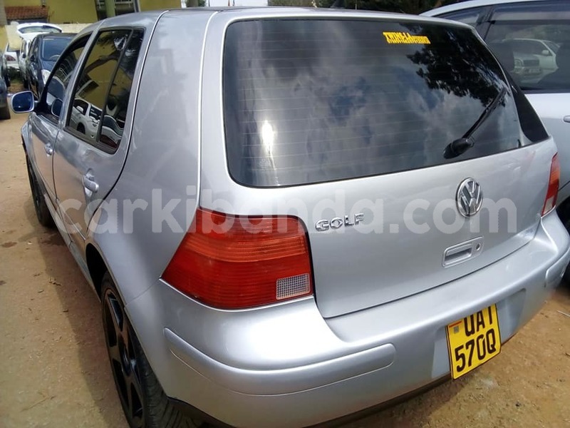 Big with watermark 39629913 143661306556610 293987878596247552 n