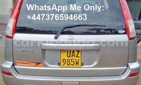 Acheter Occasion Voiture Nissan X–Trail Gris à Kampala, Ouganda Acheter Occasion Voiture Nissan X–Trail Gris à Kampala, Ouganda