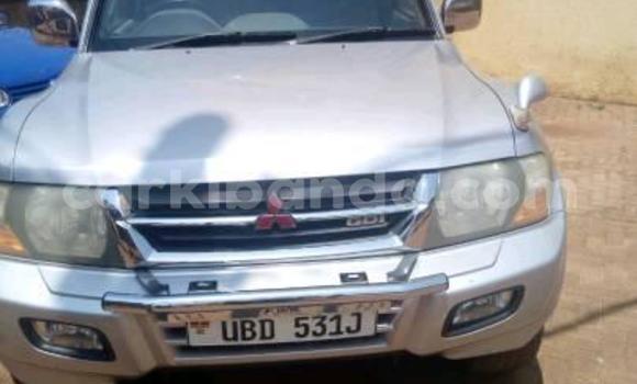 Acheter Occasion Voiture Mitsubishi Pajero Gris à Kampala, Ouganda Acheter Occasion Voiture Mitsubishi Pajero Gris à Kampala, Ouganda