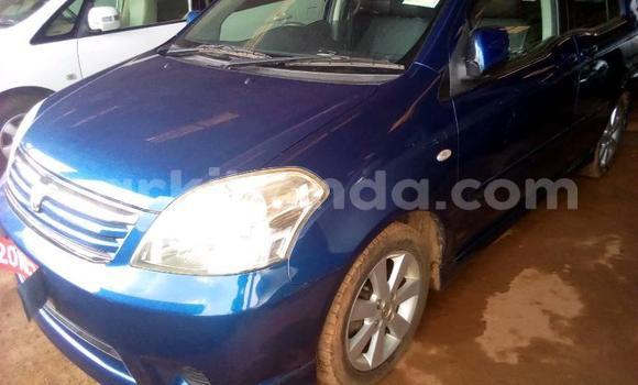 Acheter Occasion Voiture Toyota Raum Bleu à Kampala, Ouganda Acheter Occasion Voiture Toyota Raum Bleu à Kampala, Ouganda