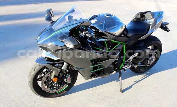 Gura Yakoze Kawasaki Ninja Black Bike i Jinja mu Uganda Gura Yakoze Kawasaki Ninja Black Bike i Jinja mu Uganda
