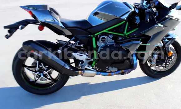 Gura Yakoze Kawasaki Ninja Black Bike i Jinja mu Uganda Gura Yakoze Kawasaki Ninja Black Bike i Jinja mu Uganda