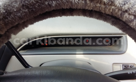 Acheter Occasion Voiture Toyota Nadia Gris à Kampala, Ouganda Acheter Occasion Voiture Toyota Nadia Gris à Kampala, Ouganda