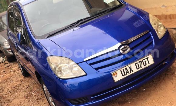 Acheter Occasion Voiture Toyota Corolla Spacio Bleu à Kampala, Ouganda Acheter Occasion Voiture Toyota Corolla Spacio Bleu à Kampala, Ouganda