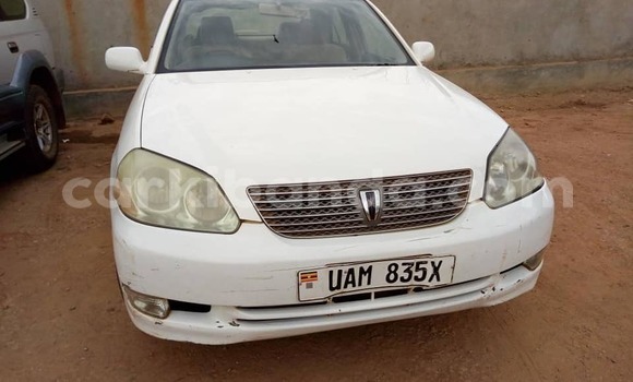 Buy Used Toyota Mark II White Car in Kampala in Uganda Buy Used Toyota Mark II White Car in Kampala in Uganda